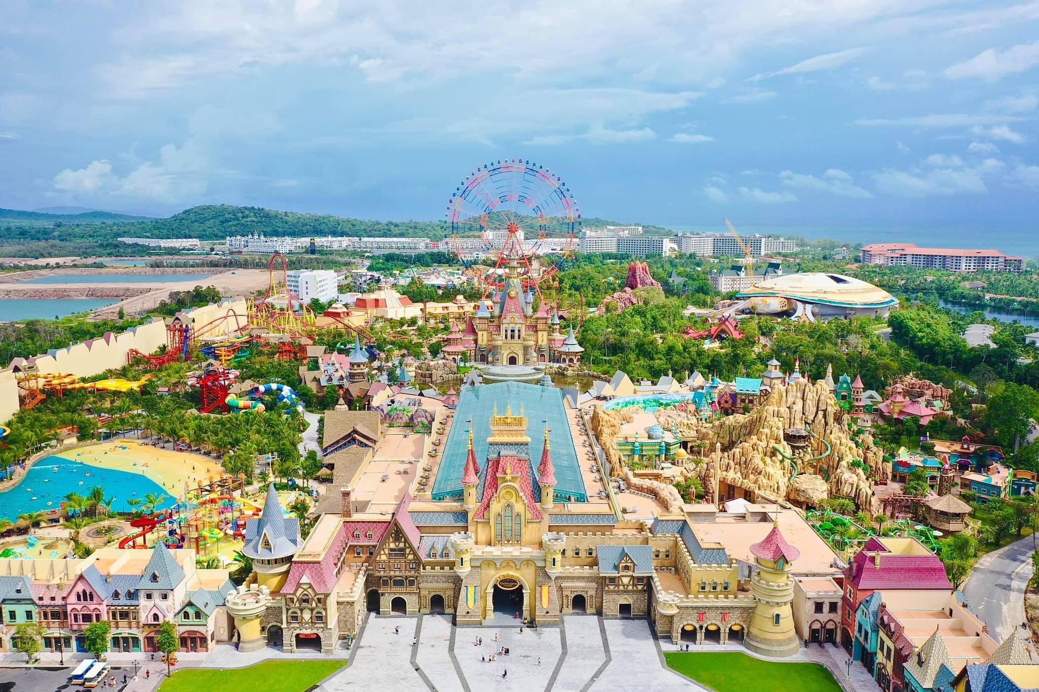 VinWonders Ph&uacute; Quốc c&oacute; g&igrave;? Kinh nghiệm vui chơi từ A đến Z