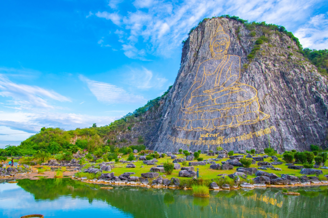 Tr&acirc;n Bảo Phật Sơn